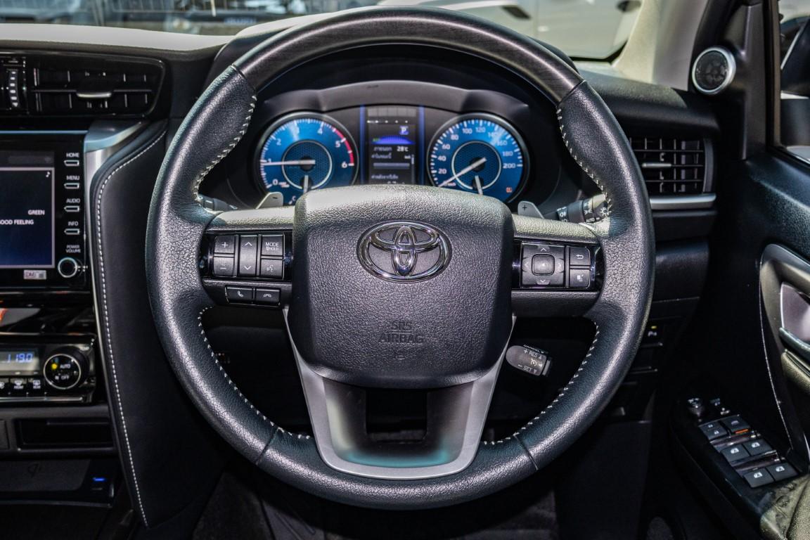 Toyota Fortuner 2.4V Leader 2024 *RK2128*